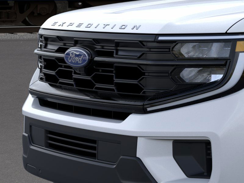 new 2025 Ford Expedition car, priced at $71,210