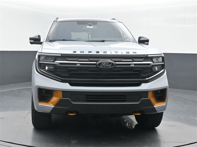 new 2025 Ford Expedition car, priced at $84,540