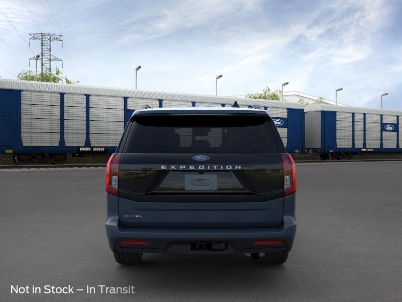 new 2025 Ford Expedition car, priced at $68,705