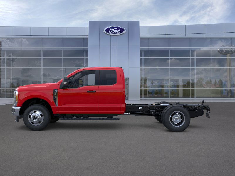 new 2025 Ford F-350 Super Duty car