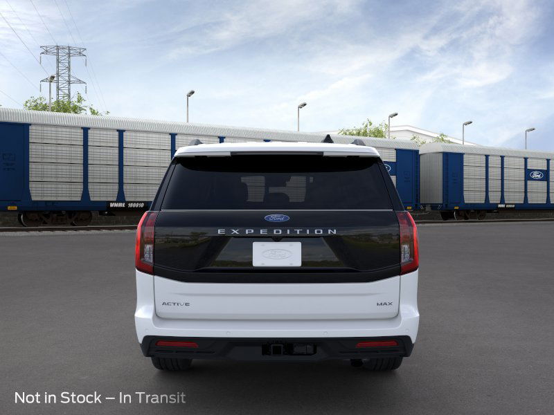 new 2025 Ford Expedition car, priced at $71,210