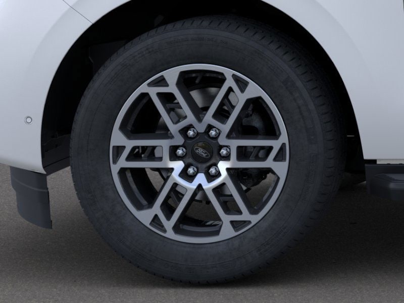 new 2025 Ford Expedition car, priced at $69,800