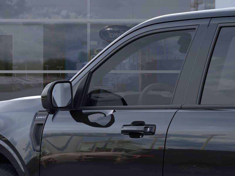 new 2025 Ford Maverick Lariat car