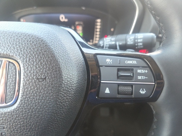 used 2025 Honda Pilot car, priced at $52,959