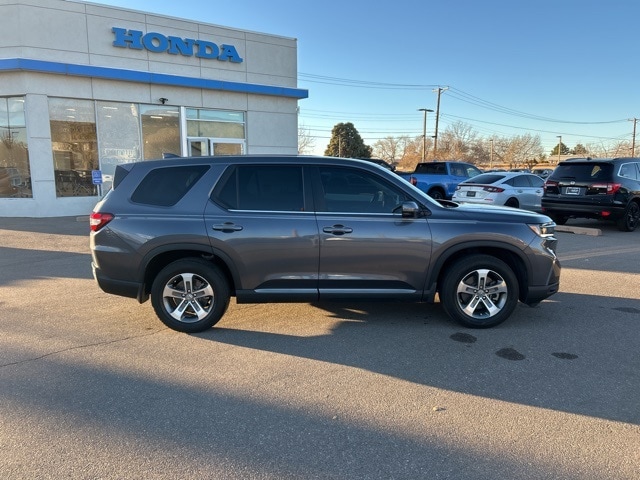 used 2024 Honda Pilot car, priced at $39,900