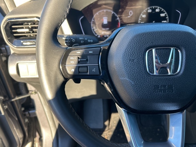 used 2024 Honda Pilot car, priced at $39,900