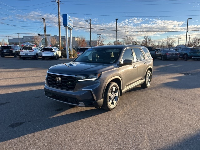 used 2024 Honda Pilot car, priced at $39,900