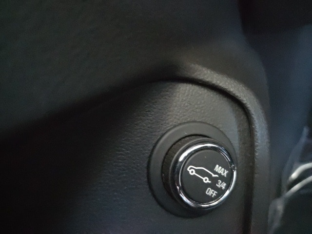 used 2025 Chevrolet TrailBlazer car, priced at $29,555