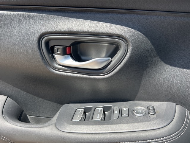 used 2025 Honda HR-V car, priced at $30,958