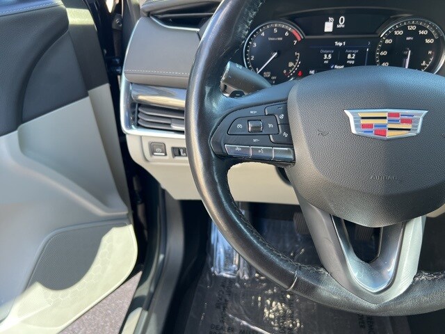 used 2020 Cadillac XT4 car, priced at $24,444