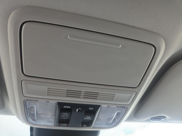 used 2025 Honda Odyssey car, priced at $43,958