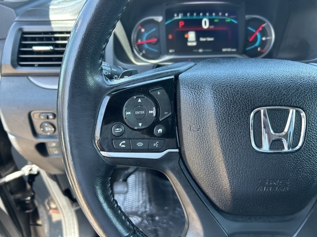 used 2022 Honda Pilot car, priced at $32,555