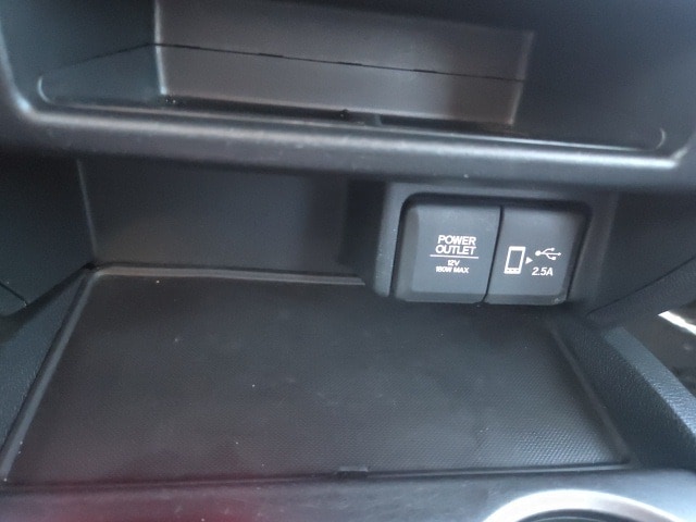 used 2022 Honda Pilot car, priced at $29,555