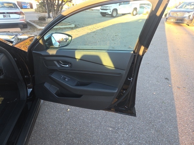 used 2025 Honda Accord Hybrid car, priced at $31,555