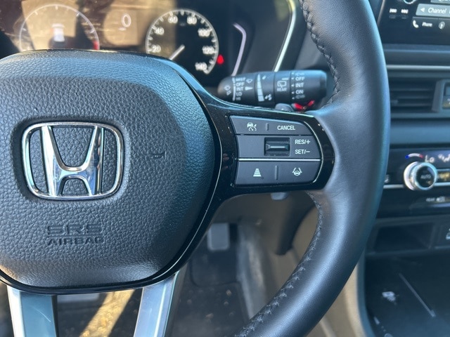 used 2024 Honda Pilot car, priced at $39,900