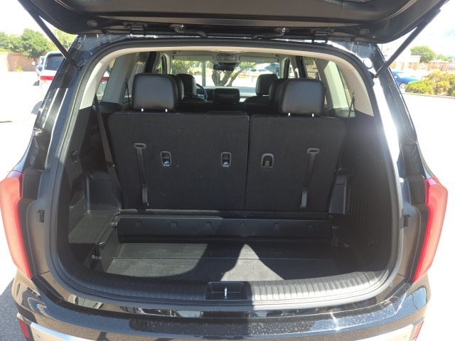 used 2024 Kia Telluride car, priced at $34,959