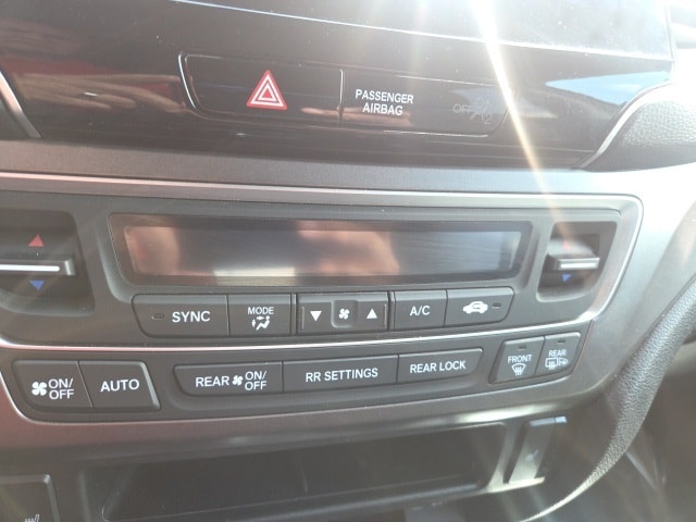 used 2022 Honda Pilot car, priced at $35,556