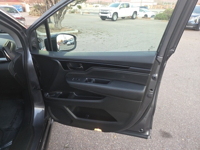 used 2024 Honda Odyssey car, priced at $39,959