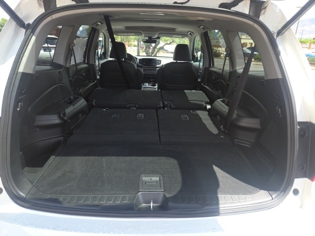 used 2022 Honda Pilot car, priced at $35,556