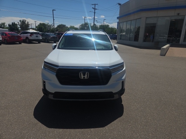 used 2025 Honda Pilot car, priced at $53,959