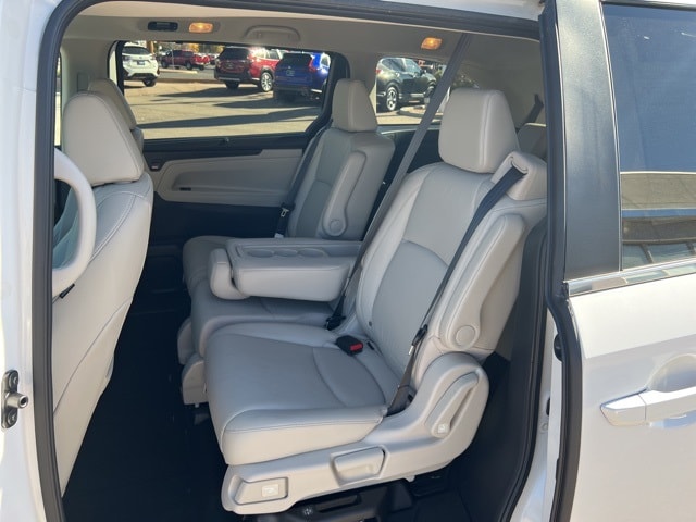 used 2025 Honda Odyssey car, priced at $41,444