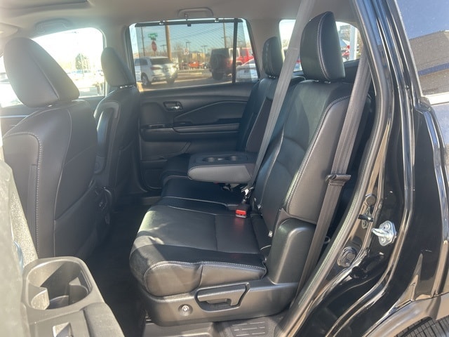 used 2022 Honda Pilot car, priced at $31,555