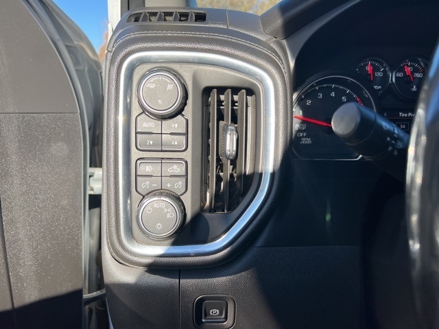 used 2019 Chevrolet Silverado 1500 car, priced at $35,959