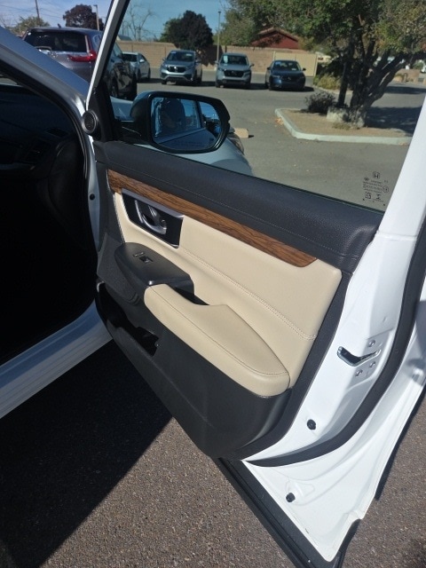 used 2019 Honda CR-V car, priced at $27,777