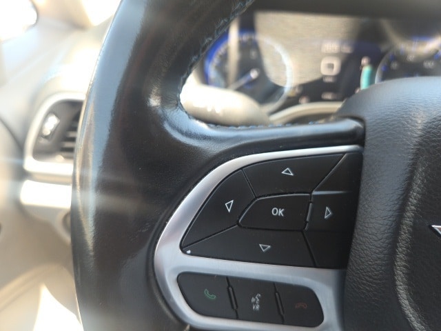 used 2021 Chrysler Pacifica car, priced at $18,959