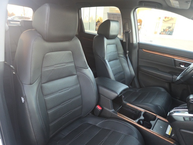 used 2020 Honda CR-V car, priced at $27,959