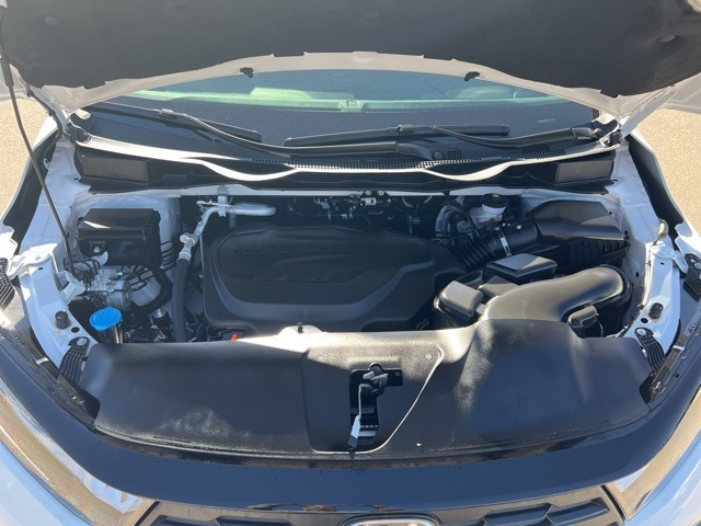 used 2025 Honda Odyssey car, priced at $41,444