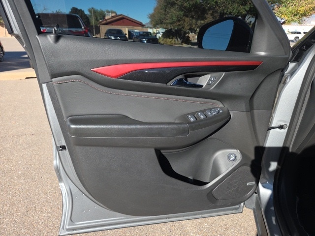 used 2025 Chevrolet TrailBlazer car, priced at $29,555