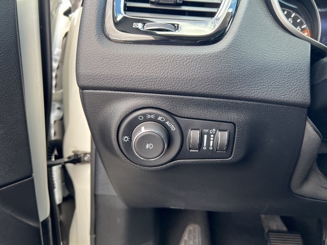 used 2021 Jeep Compass car, priced at $18,959