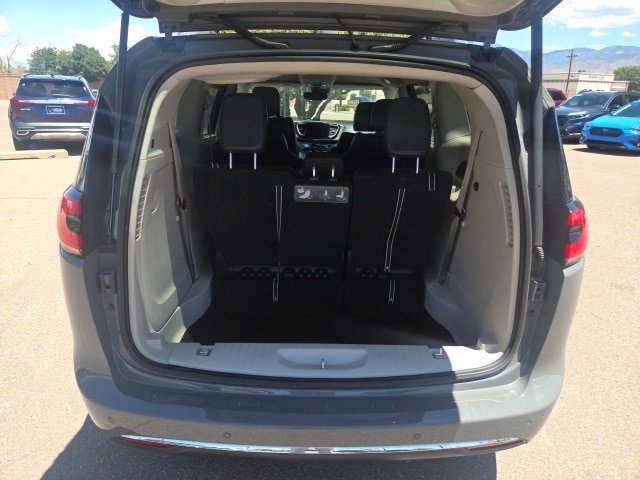 used 2021 Chrysler Pacifica car, priced at $18,959