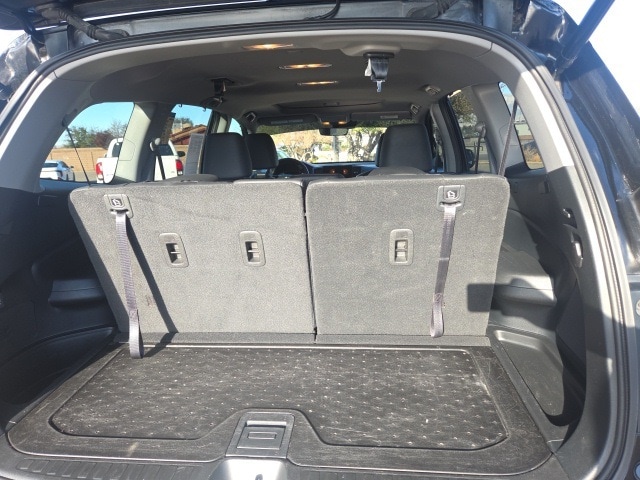 used 2022 Honda Pilot car, priced at $29,555