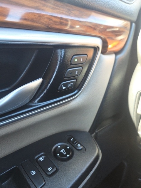 used 2019 Honda CR-V car, priced at $27,777