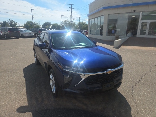 used 2024 Chevrolet Trax car, priced at $21,959