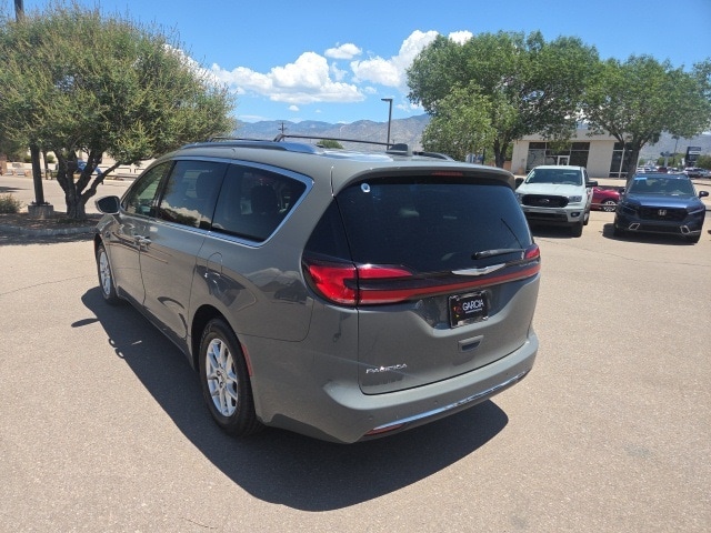used 2021 Chrysler Pacifica car, priced at $18,959