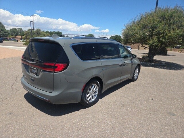 used 2021 Chrysler Pacifica car, priced at $18,959