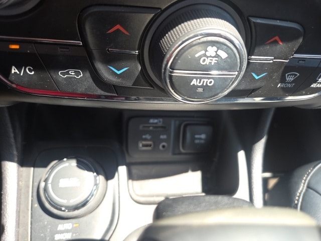 used 2014 Jeep Cherokee car, priced at $15,300