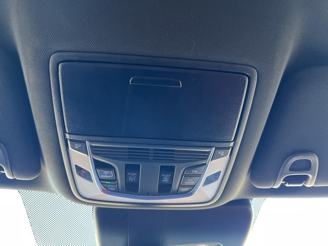 used 2025 Acura RDX car, priced at $47,555