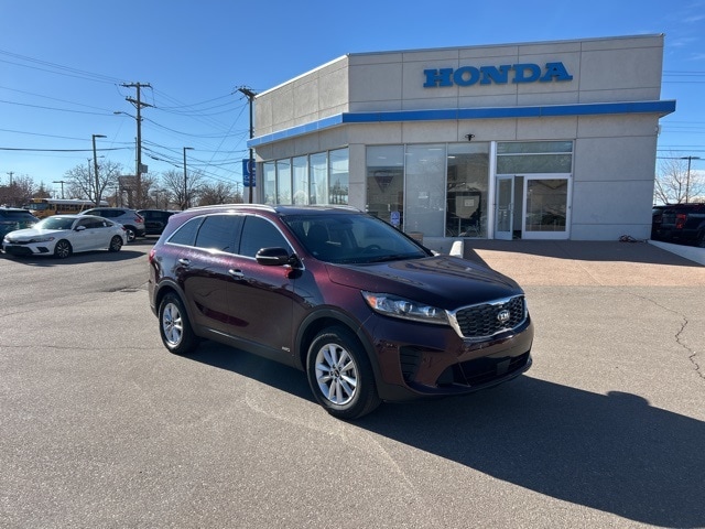 used 2020 Kia Sorento car, priced at $22,158