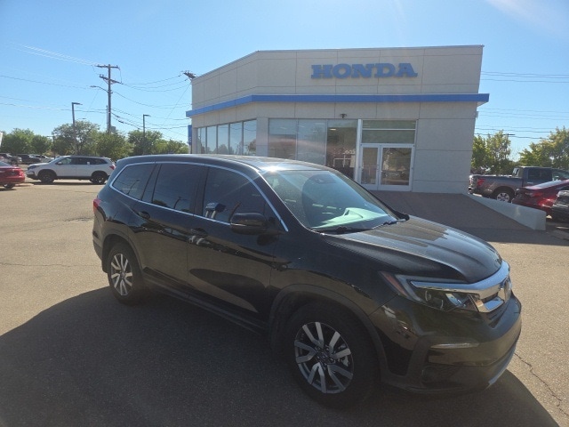 used 2020 Honda Pilot car, priced at $27,555
