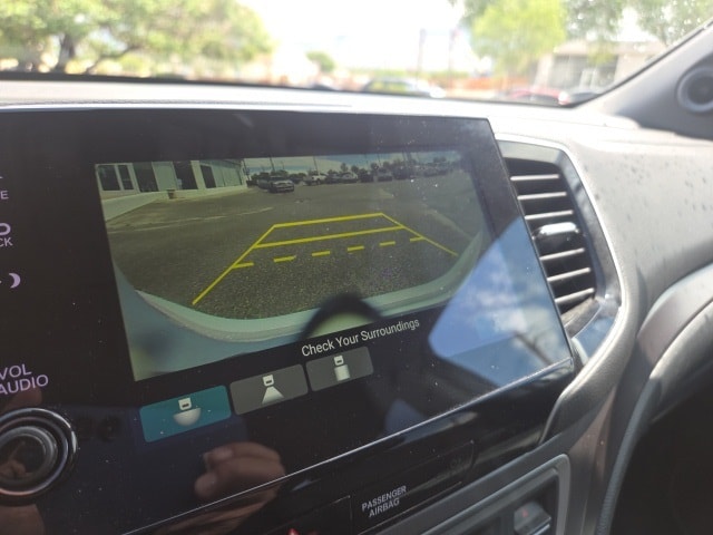 used 2022 Honda Pilot car, priced at $35,556