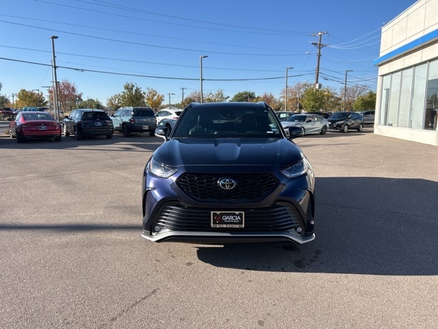 used 2022 Toyota Highlander car, priced at $36,988