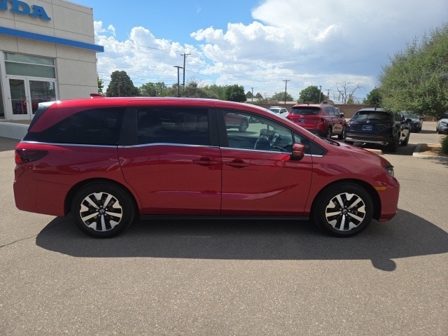 used 2025 Honda Odyssey car, priced at $43,958