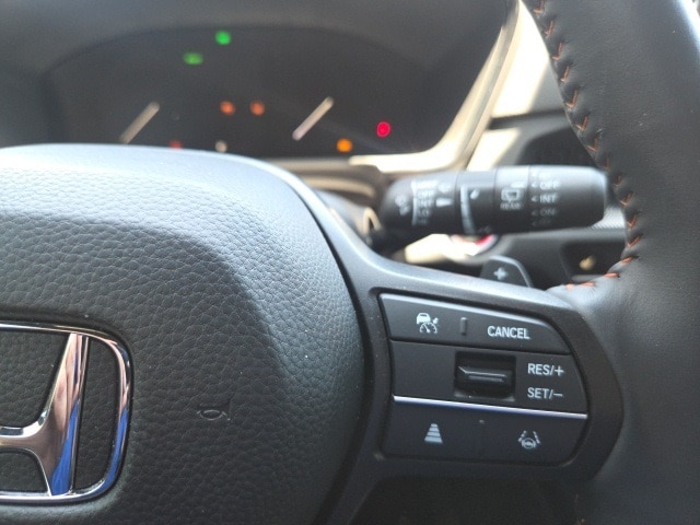 used 2025 Honda CR-V Hybrid car, priced at $39,333