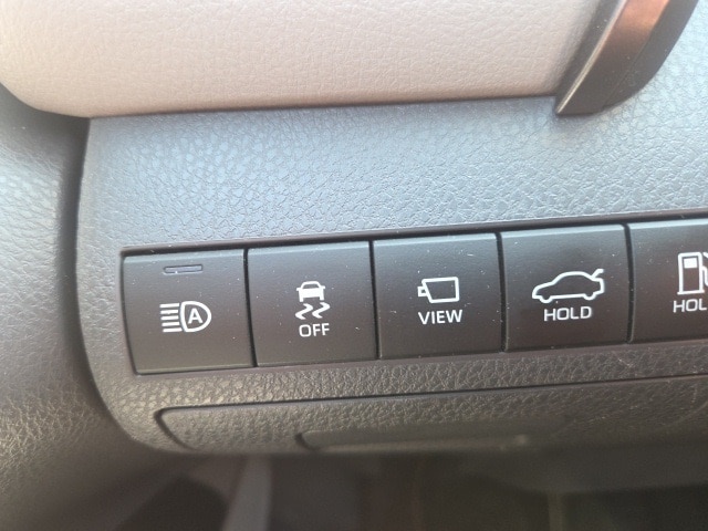 used 2021 Toyota Camry Hybrid car, priced at $21,777