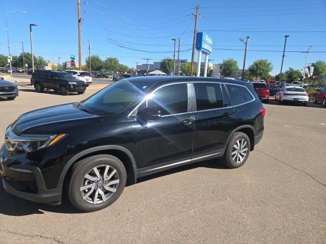 used 2020 Honda Pilot car, priced at $27,555