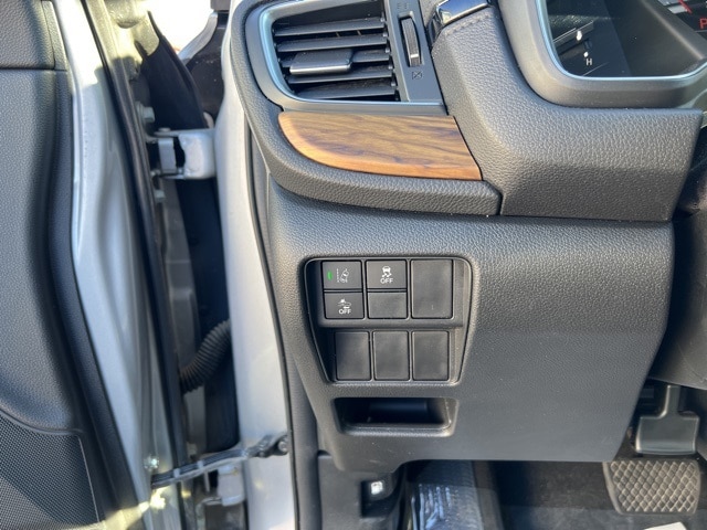 used 2019 Honda CR-V car, priced at $25,555